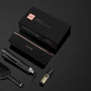 GHD PLATINUM+ STRAIGHTENER FESTIVE GIFT SET
